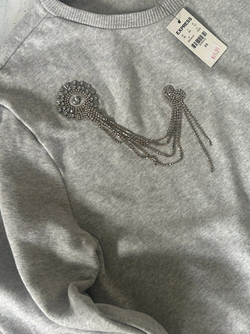 nwt express rhinestone broach fleece crewneck sweatshirt xs